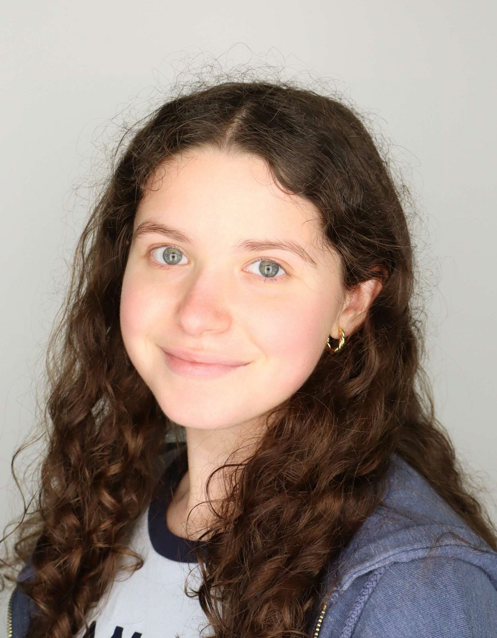 A portrait photo of Savanna.